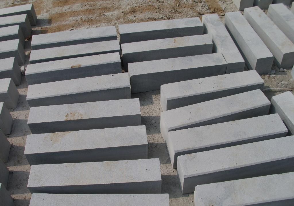 ������������·��ʯ