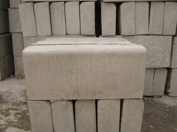 ·��ʯ�۸��������